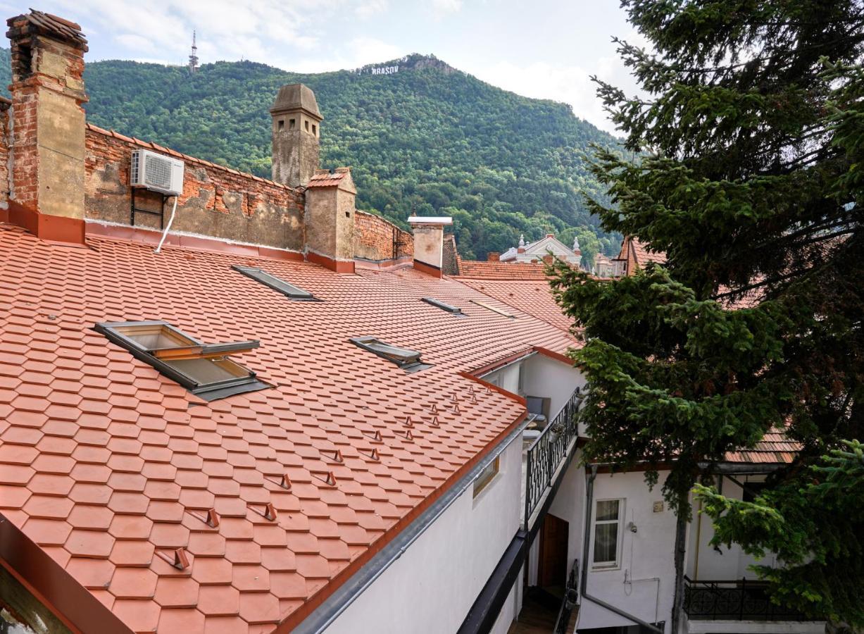 1881 Brasov Old Town Apartments エクステリア 写真