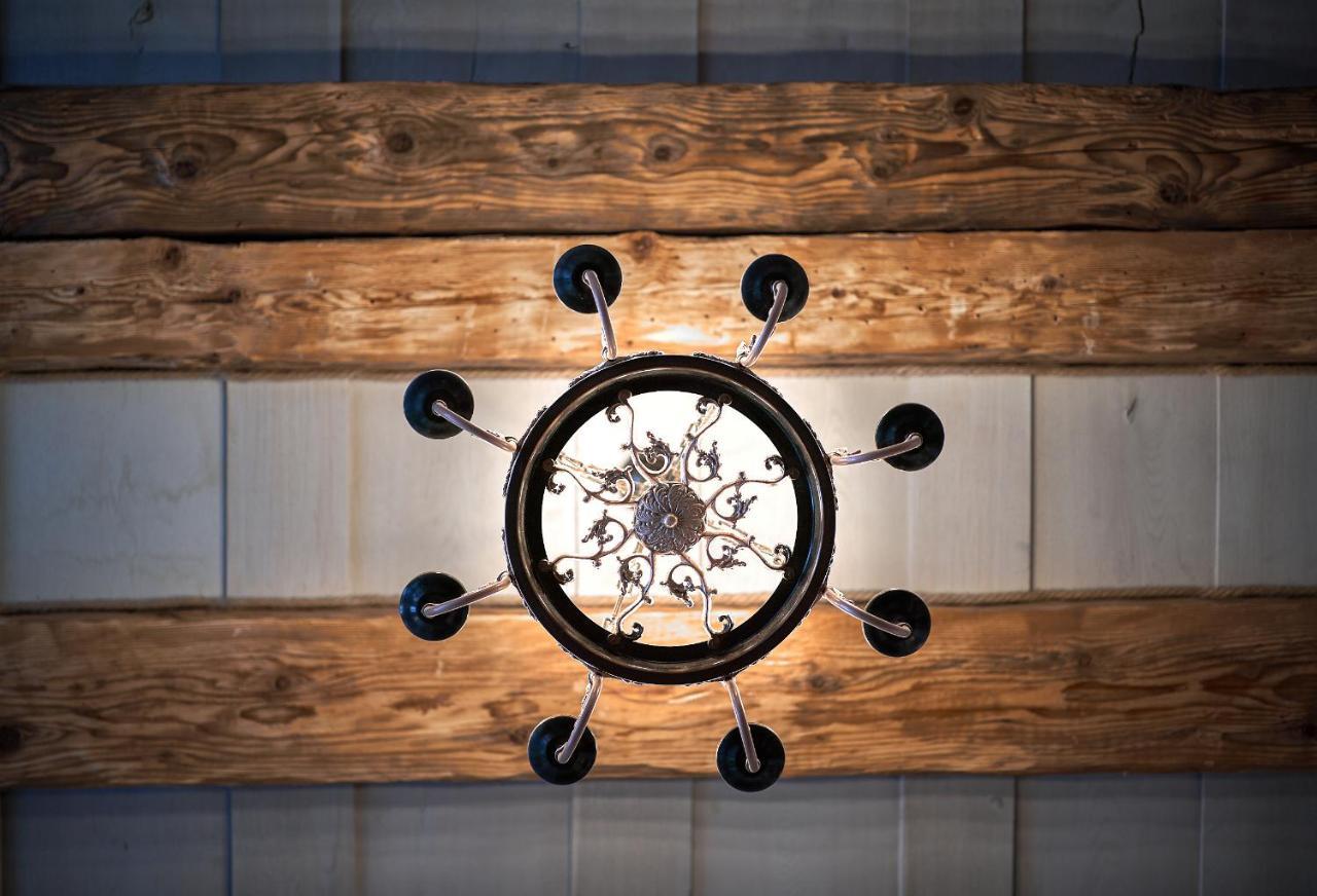 1881 Brasov Old Town Apartments エクステリア 写真