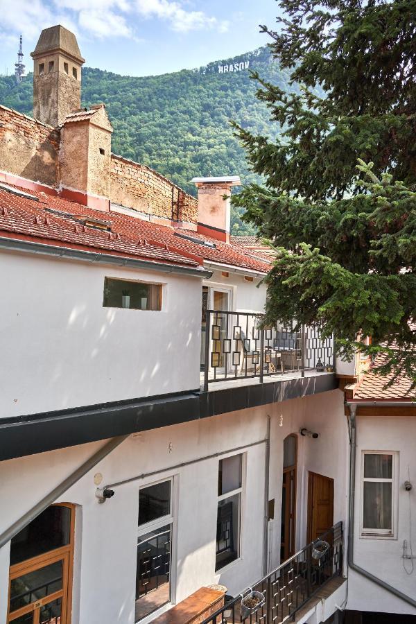 1881 Brasov Old Town Apartments エクステリア 写真