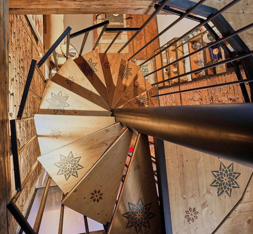 1881 Brasov Old Town Apartments エクステリア 写真