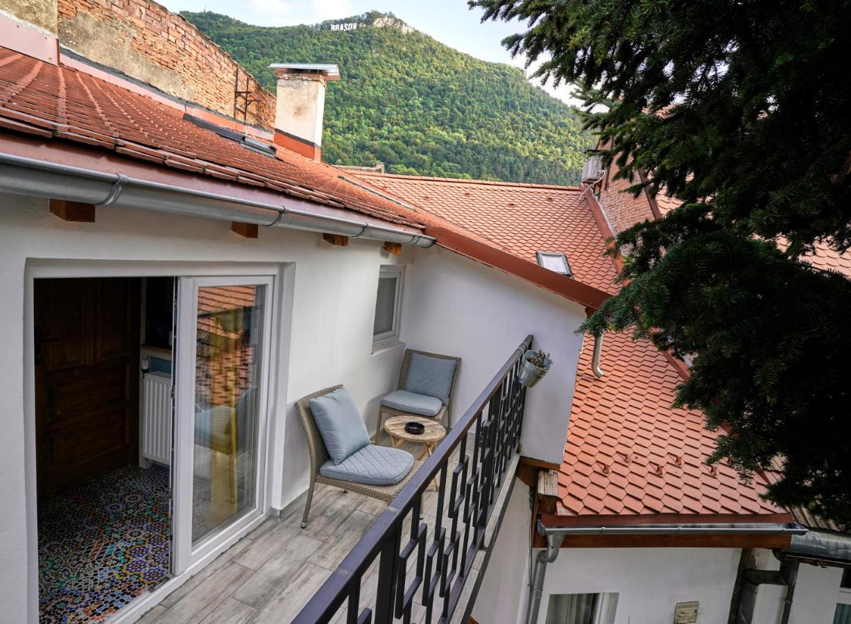 1881 Brasov Old Town Apartments エクステリア 写真