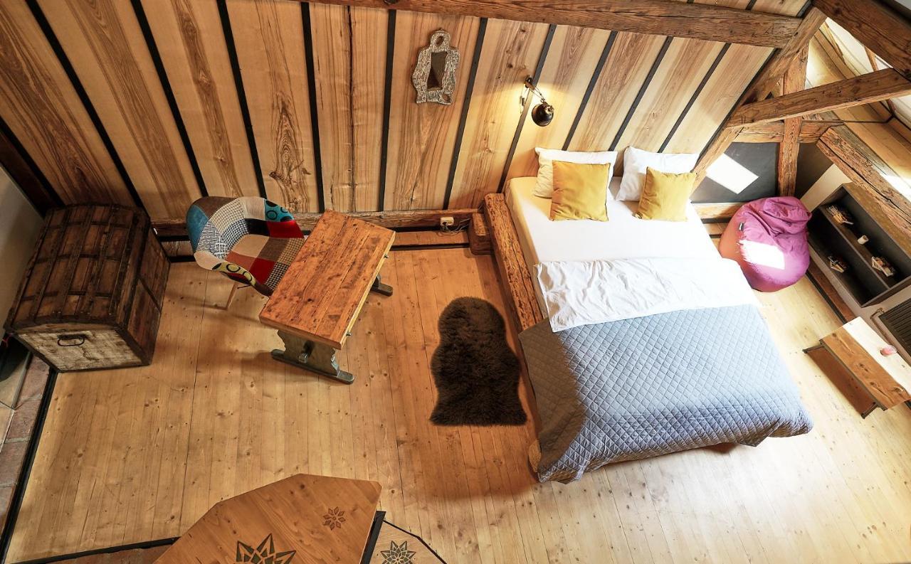 1881 Brasov Old Town Apartments エクステリア 写真
