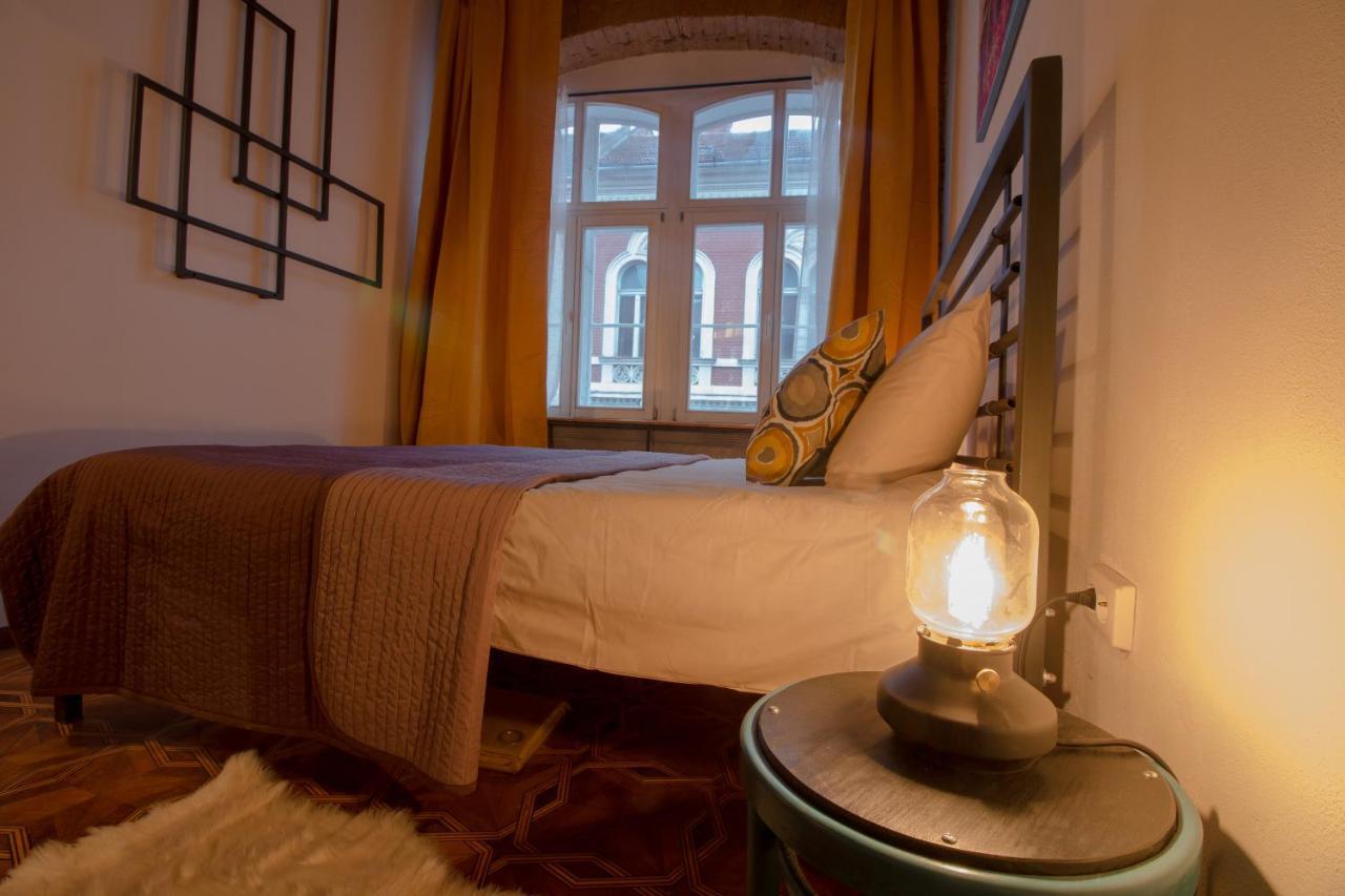 1881 Brasov Old Town Apartments エクステリア 写真