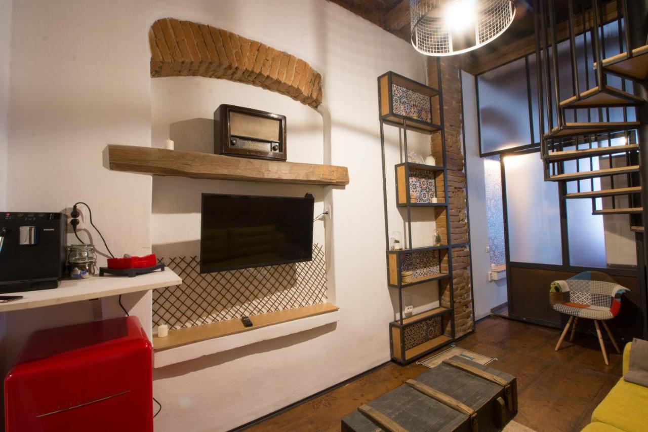 1881 Brasov Old Town Apartments エクステリア 写真